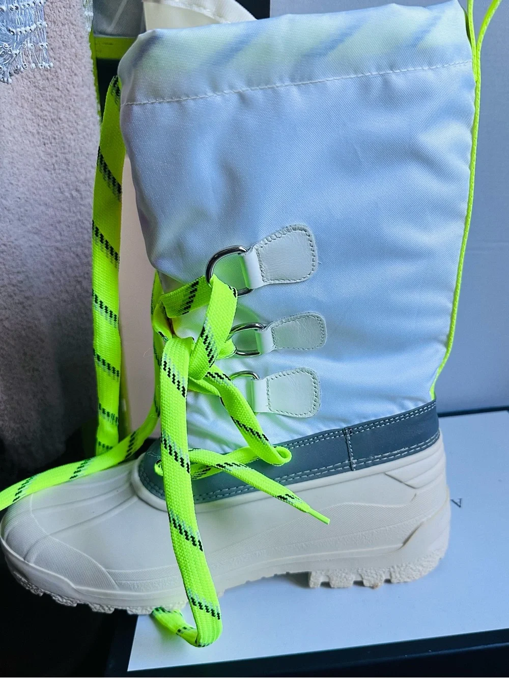 DSQUARED2  Neon Yellow & White Waterproof Snow Boots